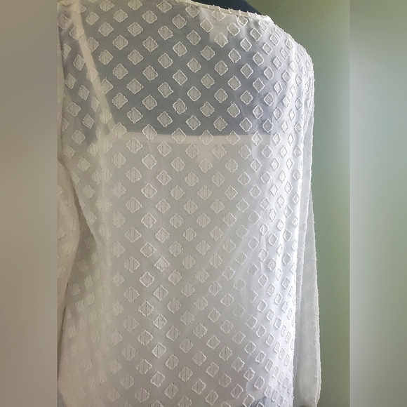 Liz Claiborne Chiffon Keyhole Blouse Long Sleeves Ivory Gold Size XS - Picture 11 of 13